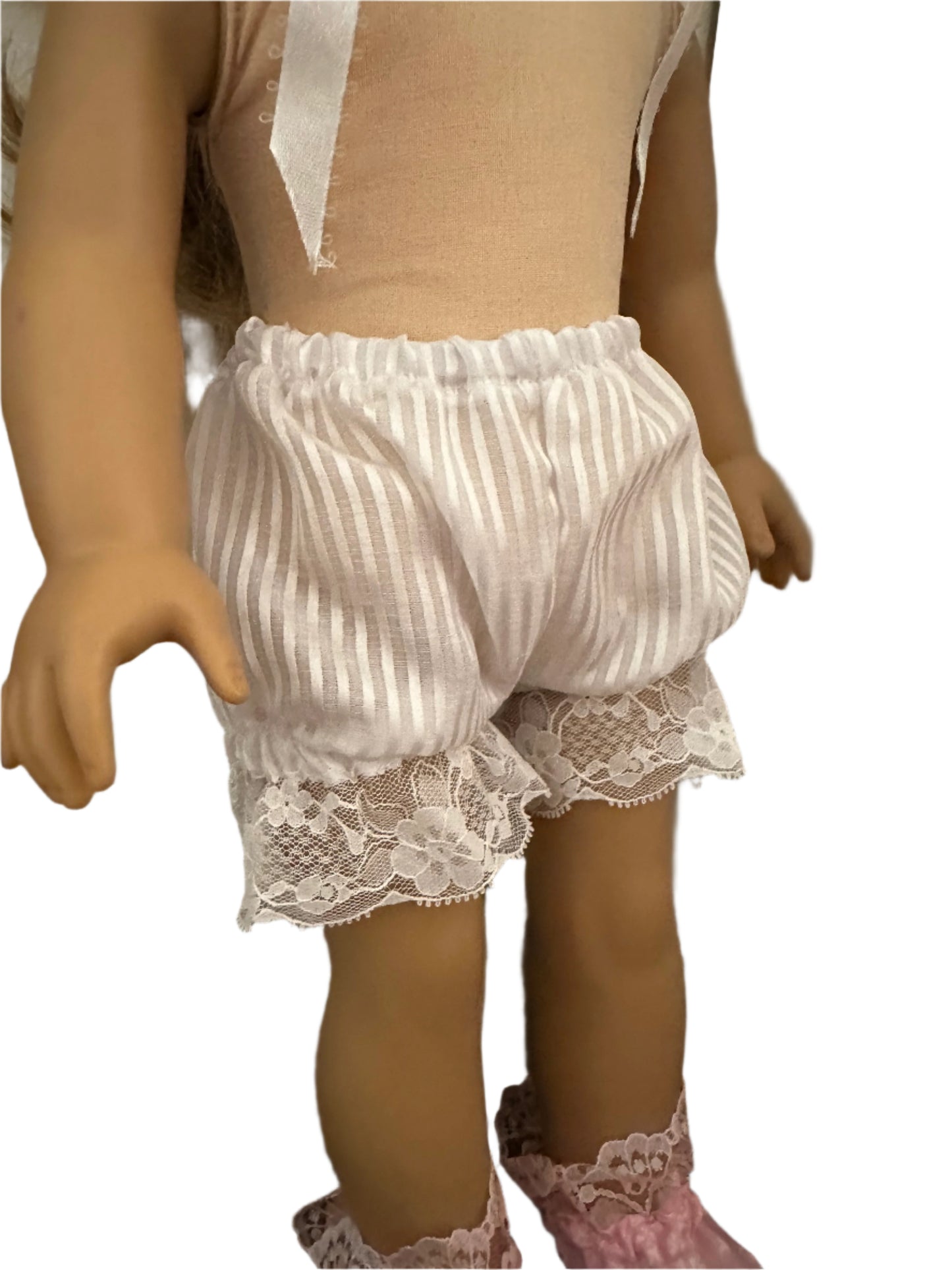 Vintage Pink Lace Dress Set With White Flowers - 4 Pieces