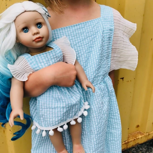 Dolls Dolly & Me – Gingham Pom Pom Set