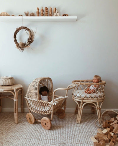 Doll Furniture & Accessories